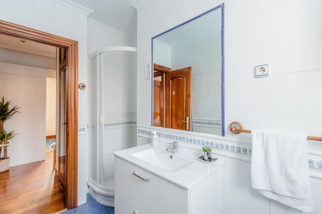 Bilbao-Barakaldo Cerca Del Bec 5'/ A 15' De Bilbao Apartment Екстериор снимка